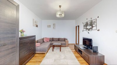 Na predaj kompletne rekonštruovaný 2-izbový byt Košice - Podhradová - 2